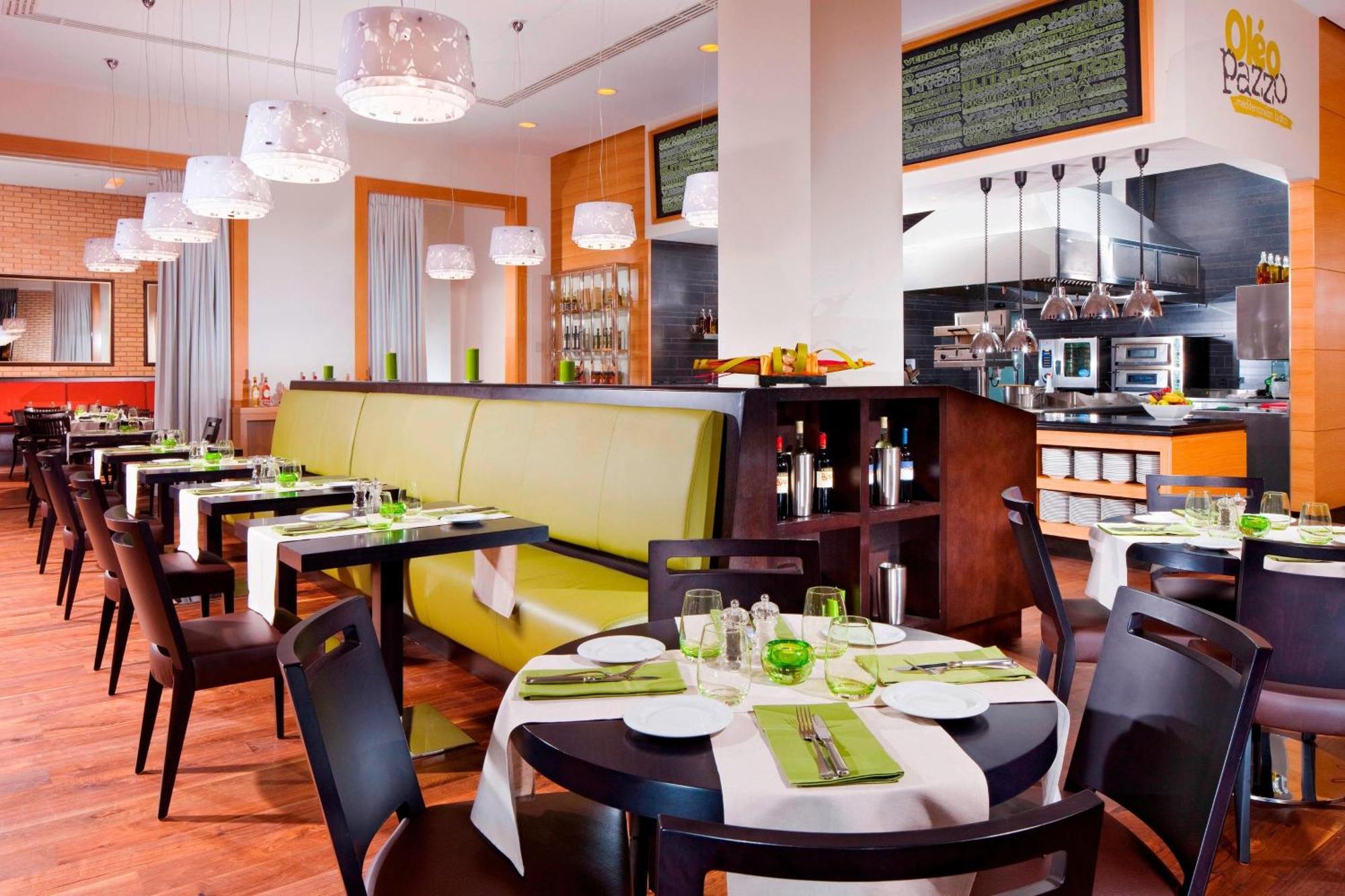 Courtyard By Marriott Budapest City Center Extérieur photo
