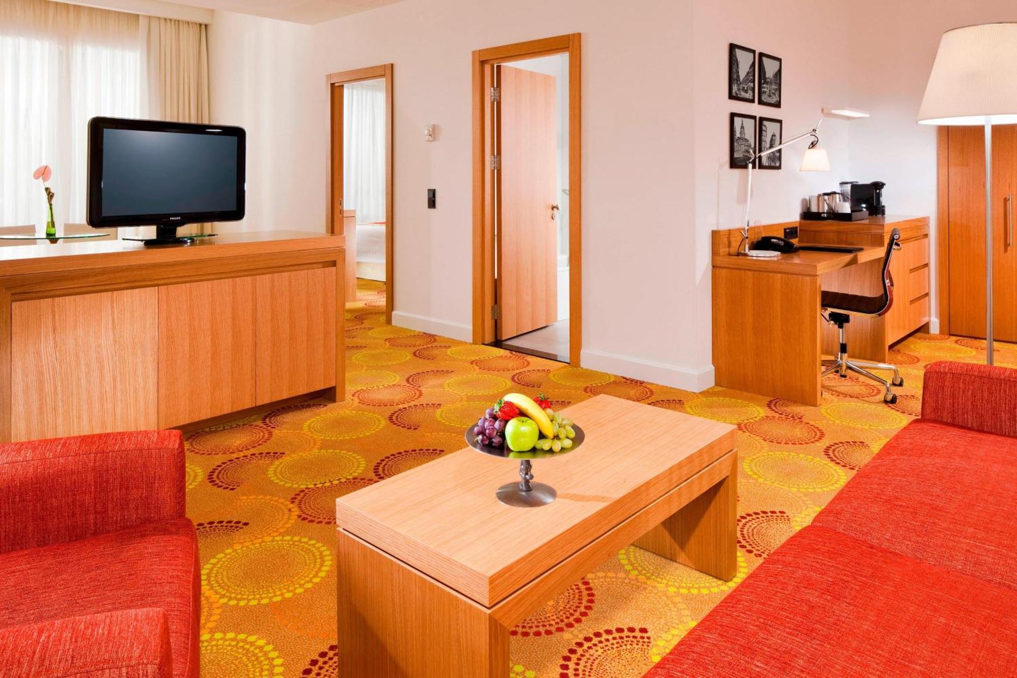 Courtyard By Marriott Budapest City Center Extérieur photo