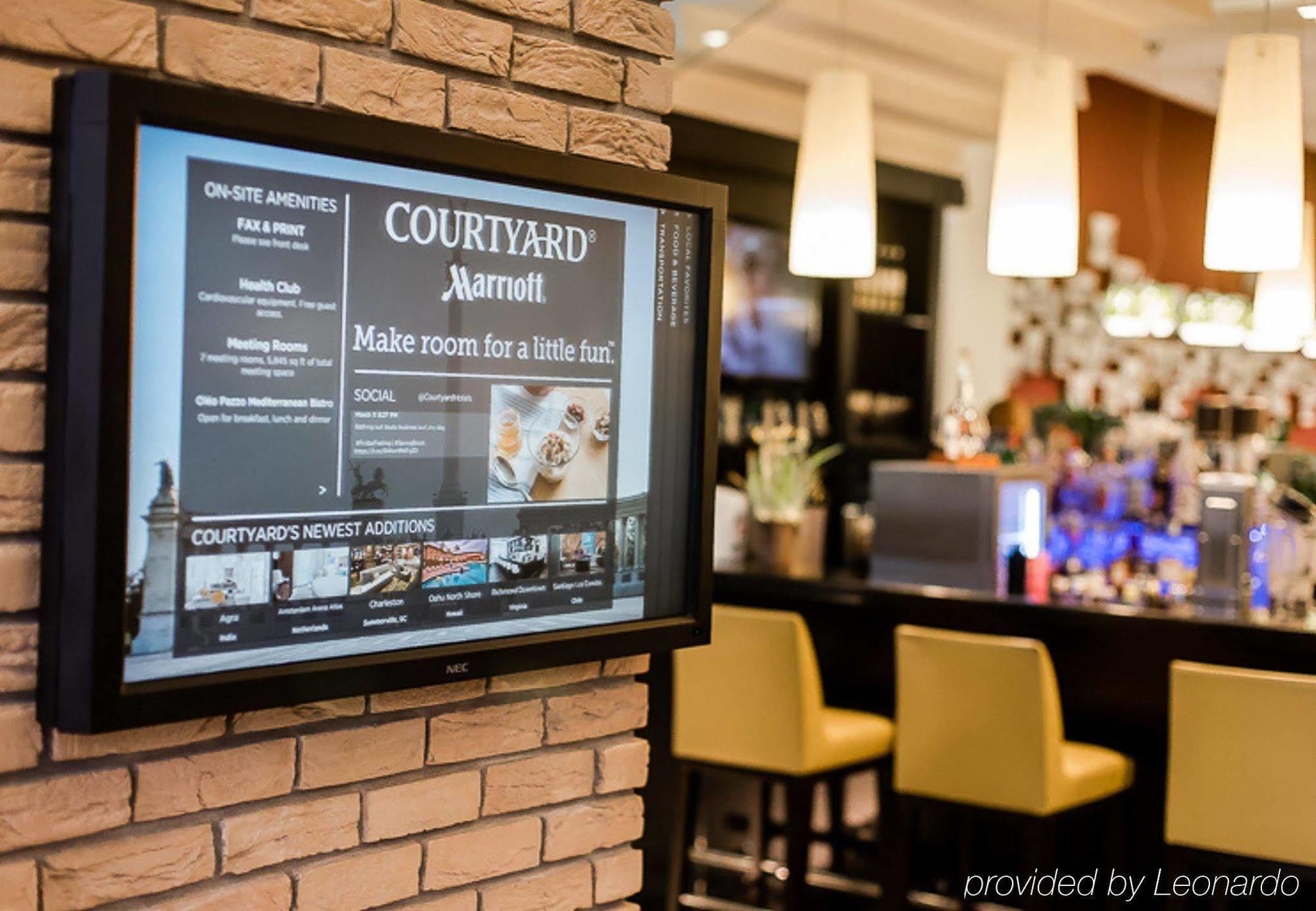 Courtyard By Marriott Budapest City Center Extérieur photo