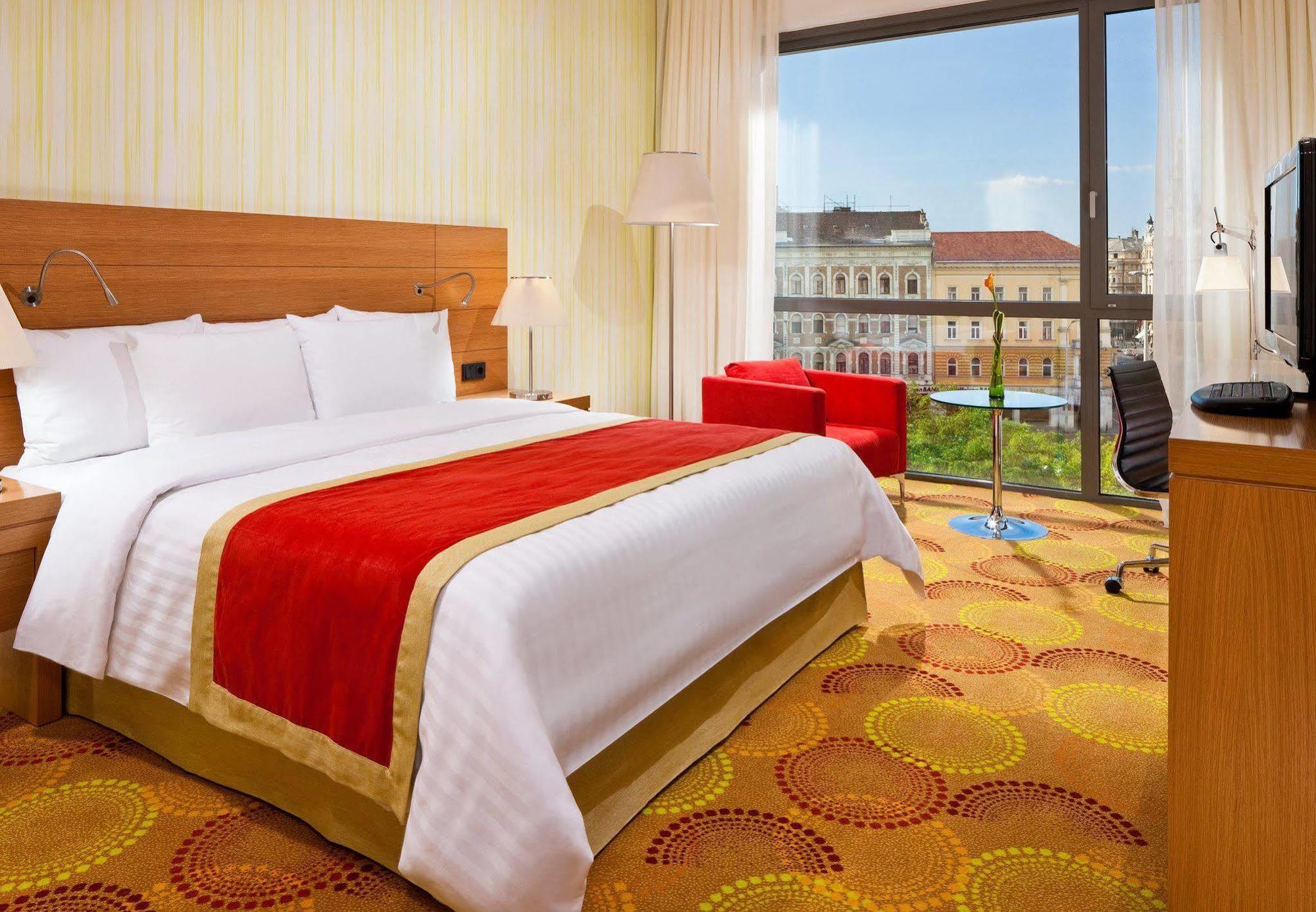 Courtyard By Marriott Budapest City Center Extérieur photo